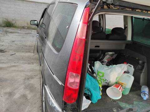 Foto 1ª: Piloto Trasero Izquierdo Citroen C8 4HW (2005)