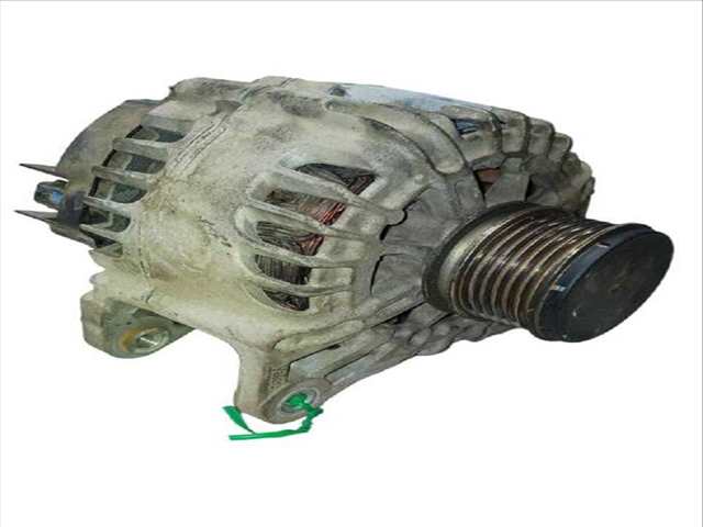 Foto 2ª: Alternador Renault Clio 1.5 DCI 75 BHN3) (2012)