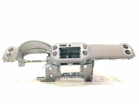 Salpicadero Volkswagen Tiguan 2.0 TFSI 4MOTION 200CV