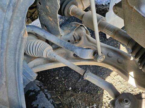 Brazo Suspension Delantero Derecho Ford Focus IQDB BERLINA