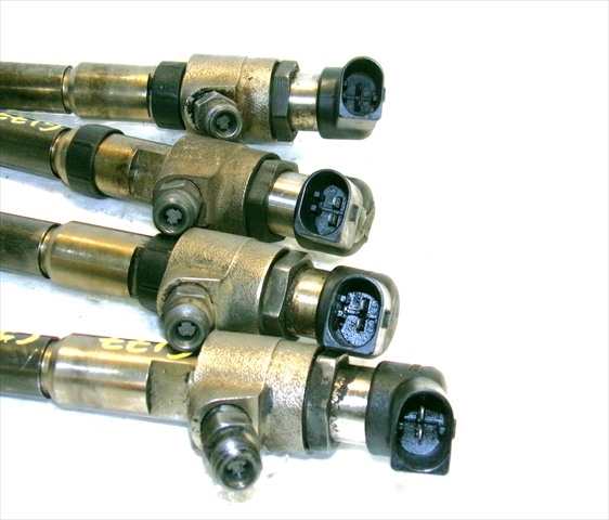 Foto 4ª: Inyectores Citroen C3 1.4 HDI 2002-2010 [8HX] (2003)