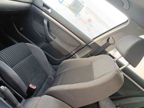 Asiento Delantero Derecho Volkswagen Golf BXE