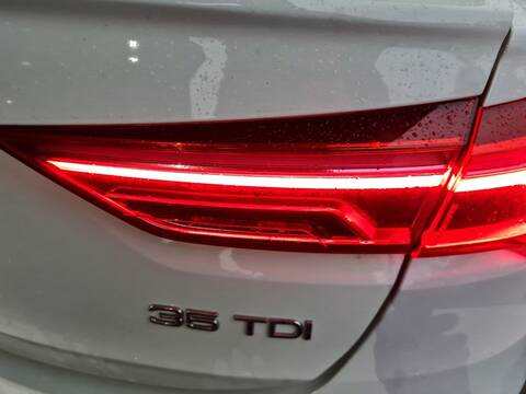 Foto 3ª: Piloto Portón Derecho Audi Q3 35 TDI 150CV 110KW [DTSB] (2022)