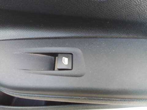 Foto 3ª: Botonera Elevalunas Opel Corsa EDITION 101CV 74KW [HN05] (2020)