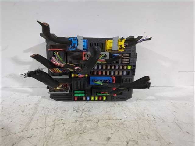 Caja Reles Fusibles Citroen Jumpy 1.5 BLUEHDI 100 102CV