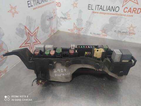 Caja Reles Fusibles Toyota Avensis 2.0 D4-D EXECUTIVE SEDAN 4-PTAS) BERLINA 116CV 85KW