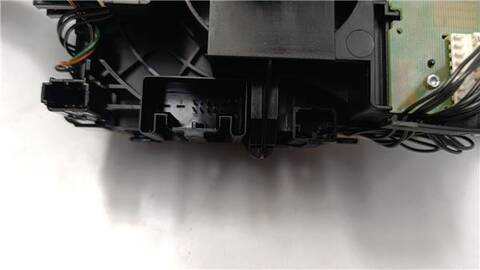 Foto 3ª: Mando Multifuncion Audi Q5 2.0 TDI QUATTRO 177CV 130KW [CGLC,CMGB] (2013)