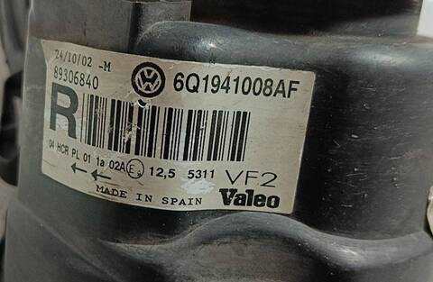 Foto 3ª: Faro Derecho Volkswagen Polo 1.9 SDI 64CV