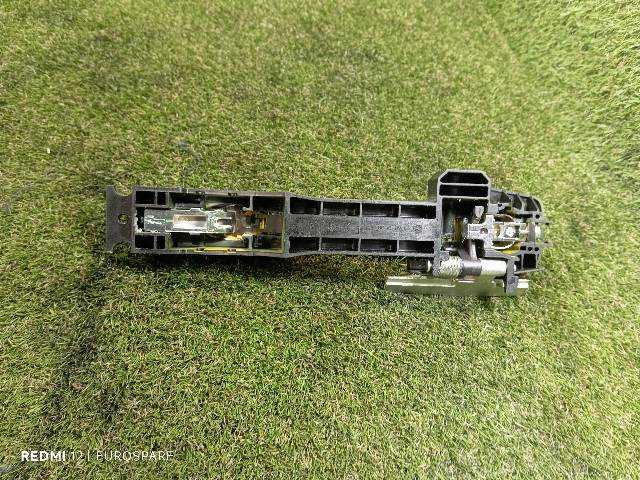 Foto 4ª: Maneta Exterior Trasera Izquierda Nissan Navara 2.3 TD D23 [YS23] (2018)