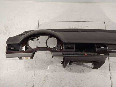 Foto 2ª: Salpicadero Audi A8 3.7 V8 40V CAT BFL) 280CV 206KW (2002)