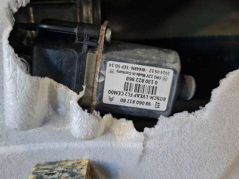 Elevalunas Eléctrico Delantero Derecho Peugeot 208 ALLURE 99CV 73KW