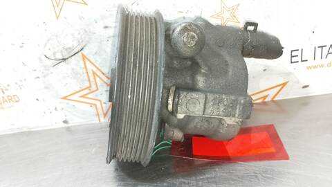 Foto 2ª: Bomba de Direccion Renault Trafic 6 - PLAZAS ACRISTALADO PARCIAL COMBI CORTO 90CV 66KW [M9R780] (2010)