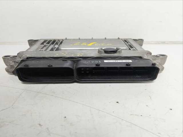 Centralita Motor ECU Hyundai i30 1.4 CAT 109CV