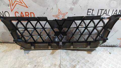 Foto 4ª: Rejilla Delantera Mitsubishi Montero 2.5 TD GLS PLUS 115CV 85KW [4D56] (2001)