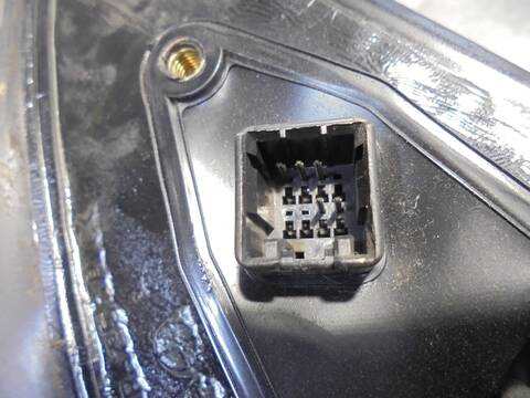Foto 2ª: Retrovisor Derecho Kia Carnival 2.9 CDRI EX 144CV 106KW [J3] (2004)