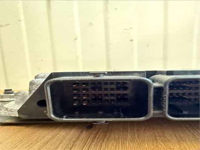 Foto 3ª: Centralita Motor ECU Peugeot 308 1.6 CONFORT [1.6 LTR. - 80 KW HDI FAP CAT (9HZ - DV6TED4)] [9HZ (DV6TED4)]