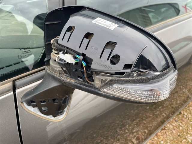 Foto 3ª: Retrovisor Derecho Toyota Verso 1.6 D-4D 112cv [N47C16A] (2018)