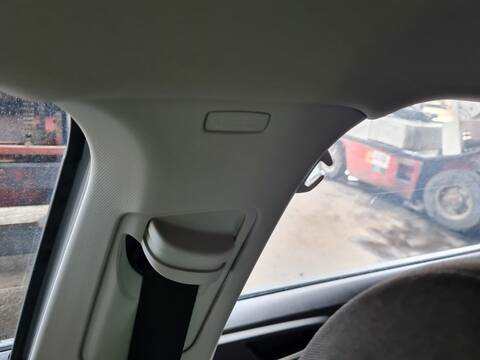 Airbag Cortina Delantero Derecho Volkswagen Polo UNITED 95CV 70KW