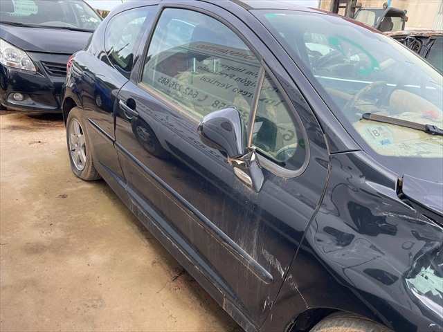 Foto 3ª: Puerta Delantera Derecha Peugeot 207 1.4 HDI 68cv [8HZ] (2009)