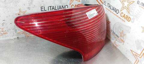 Foto 3ª: Piloto Trasero Izquierdo Peugeot 407 PREMIUM 136CV 100KW [RHRDW10BTED4] (2008)