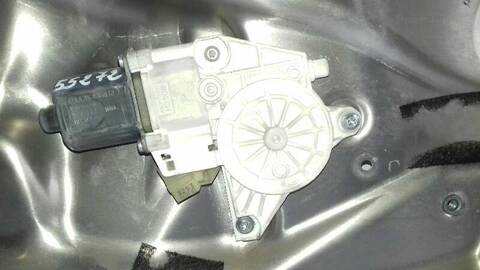 Foto 2ª: Elevalunas Eléctrico Delantero Izquierdo Mercedes Clase C 160 3.0 CDI CAT BERLINA 224CV 165KW [642960] (2008)