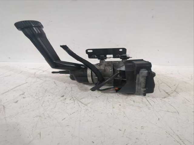 Foto 2ª: Bomba de Direccion Citroen C4 1.6 HDI AUT. 109CV [9HY (DV6TED4) 9HZ (DV6TED4)] (2006)