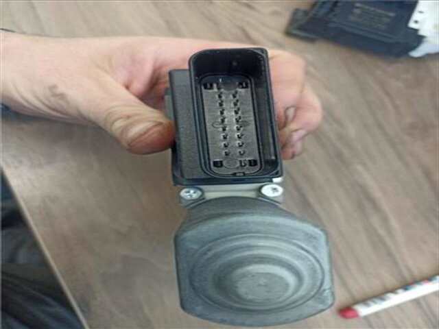 Foto 3ª: Elevalunas Eléctrico Trasero Izquierdo Volkswagen Passat 2.0 TDI 16V [BKP]