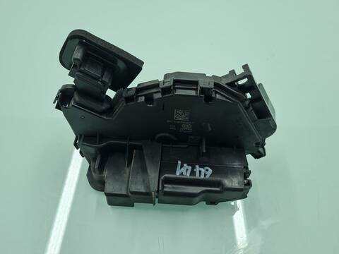 Cerradura Puerta Delantera Derecha Volkswagen Polo ADVANCE 95CV 70KW