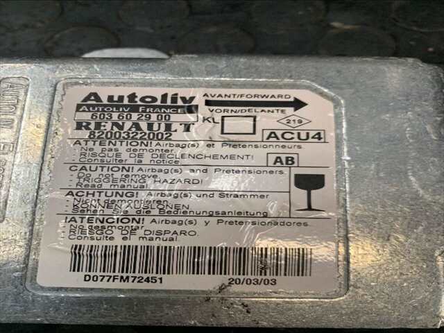 Foto 2ª: Centralita Airbag Renault Megane 1.600 16V 115CV83-85KW GRANDTOUR 0CV II 4P/GRANDTOUR LM0/1/2 DESDE 09/2003 // KM [K4M761] (2003)