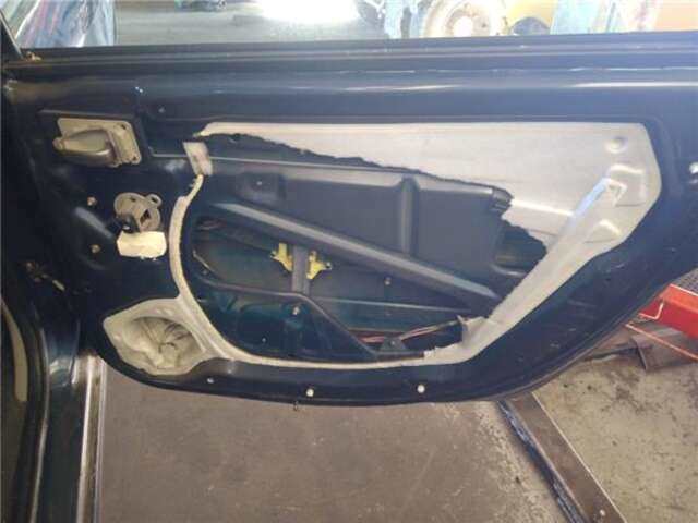 Foto 2ª: Puerta Trasera Derecha Citroen Xsara 2.0 HDI [RHY (DW10TD)]