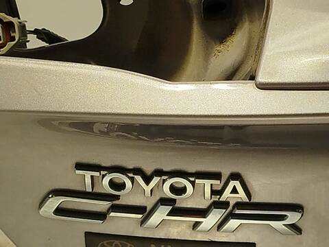 Foto 4ª: Portón Toyota CHR 1.8 HYBRID ZYX10_ ZYX11_) 98CV 72KW [2ZR] (2018)