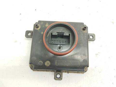 Foto 1ª: Centralita Faros Xenon Audi A4 2.0 16V TDI CLEAN DIESEL 150CV 110KW [CJCD] (2014)