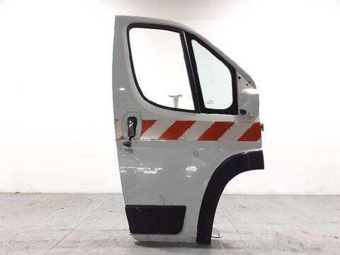 Puerta Delantera Derecha Peugeot Boxer 335 L1H2 PRO BLUEHDI 165 START STOP 165CV 121KW FURGON