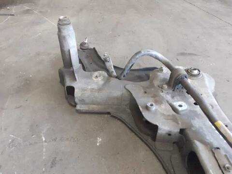 Foto 2ª: Puente Delantero Renault Megane EXPRESSION BERLINA 101CV 74KW III BERLINA 5 P [K4M848] (2009)