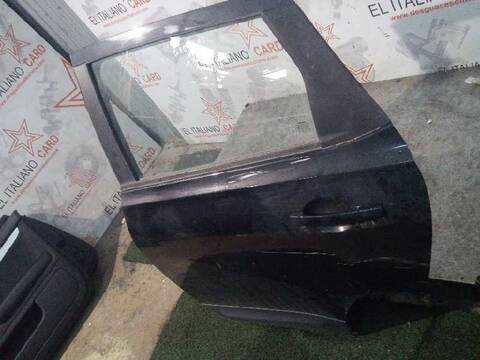 Foto 2ª: Puerta Trasera Izquierda Nissan Qashqai BACKSTAGE 4X4 150CV 110KW [M9R832] (2007)