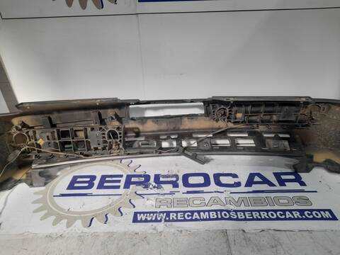 Foto 2ª: Paragolpes Trasero Land Rover Range 3.6 TD V8 272CV 200KW [368DT] (2007)