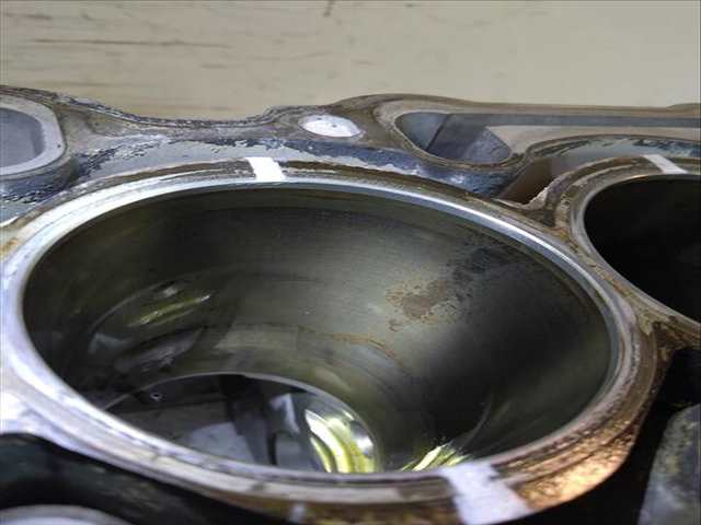 Foto 3ª: Bloque Motor Bmw Serie 3 315 2.0 318I 129 CV 95KW [N46 B20 B]