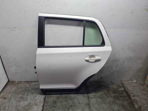 Puerta Trasera Izquierda Toyota Urban ACTIVE 90CV 66KW