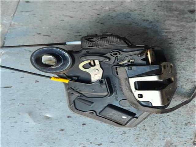 Cierre Centralizado Trasero Izquierdo Toyota Corolla 1.6 LINEA LUNA BERLINA [1.6 LTR. 81KW 16V]