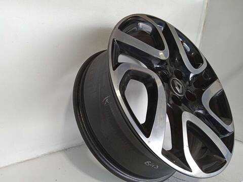 Foto 3ª: LLanta Aleacion Renault Captur DYNAMIQUE 120CV 88KW [H5F 408] (2016)