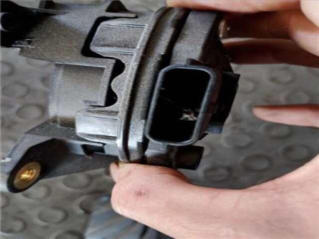 Foto 2ª: Pedal Acelerador Dacia Duster 1.5 PRESTIGE [1.5 LTR. - 85 KW BLUE DCI DIESEL FAP CAT] [K9K 872]