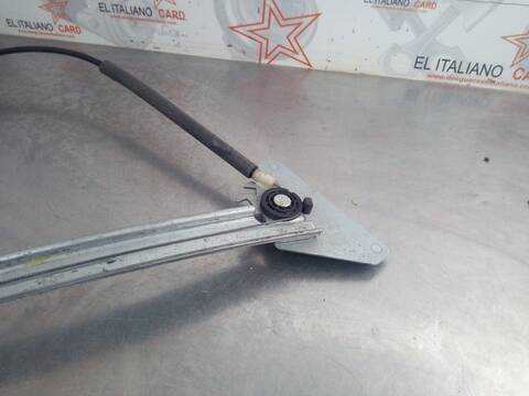 Foto 2ª: Elevalunas Eléctrico Delantero Izquierdo Hyundai Coupe 1.6 FX COUPE 105CV 77KW [G4ED] (2002)