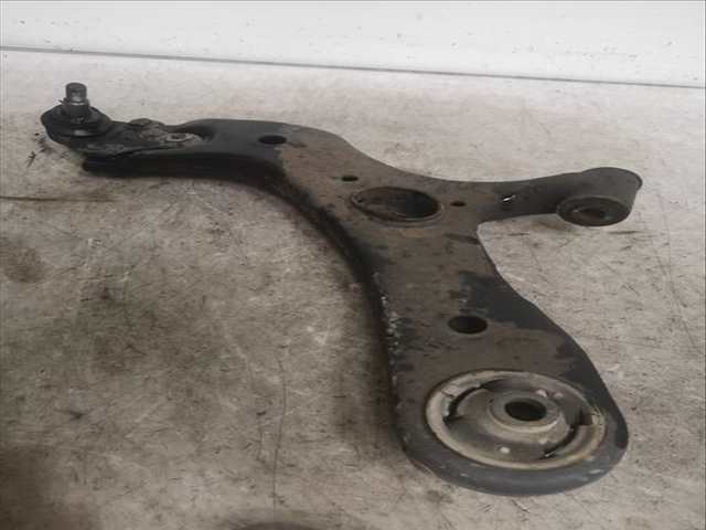 Brazo Suspension Delantero Izquierdo Toyota Auris 1ZRFE