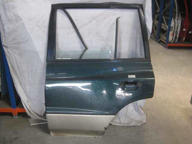 Puerta Trasera Izquierda Mitsubishi Montero 2.8 TD V46W) 125CV