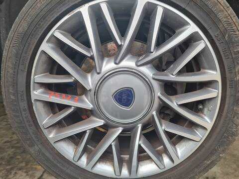 LLanta Chapa Lancia Y PLATINUM 95CV 70KW