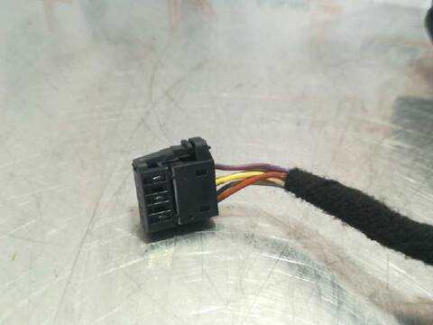 Foto 4ª: Retrovisor Derecho Volkswagen Polo ADVANCE BLUEMOTION 75CV 55KW [CUSA] (2017)