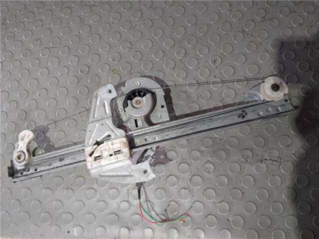 Foto 2ª: Elevalunas Eléctrico Delantero Izquierdo Toyota Aygo 1.0 BÁSICO [1.0 LTR. - 50 KW CAT] [1KR-FE]