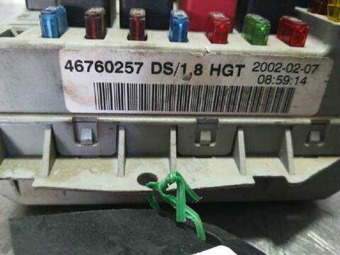 Foto 2ª: Caja Reles Fusibles Fiat Punto 1.9 D I) BERLINA 60CV 44KW (2002)