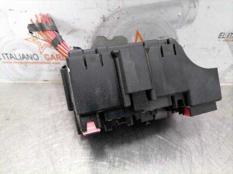 Foto 2ª: Caja Reles Fusibles Opel Corsa EXPRESSION 75CV 55KW [B14XER] (2017)