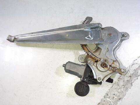 Foto 3ª: Elevalunas Manual Trasero Derecho Toyota Land Cruiser 3.0 TD 166CV 122KW [1KDFTV] (2004)